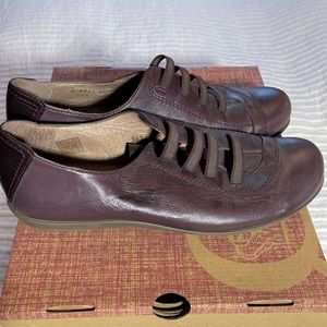 Wonders Walking Shoes